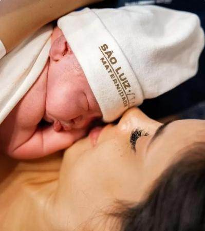 开云登录入口-欢迎你，玛维埃，我的生命！内马尔女儿10月6日出生